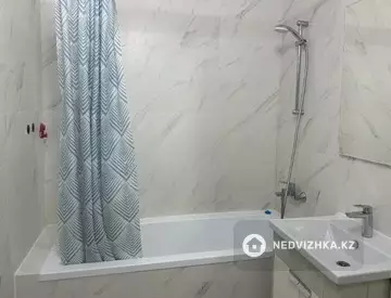 1-комнатная квартира, этаж 20 из 24, 36 м²