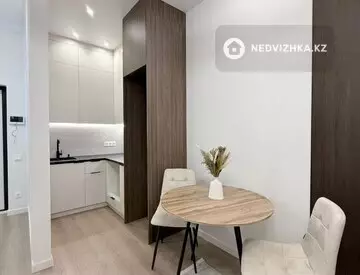 2-комнатная квартира, этаж 2 из 12, 40 м²