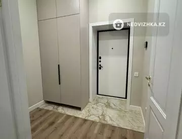 2-комнатная квартира, этаж 3 из 9, 43 м²
