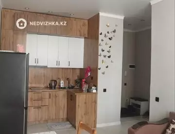 2-комнатная квартира, этаж 3 из 17, 40 м²