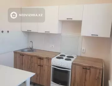 1-комнатная квартира, этаж 3 из 12, 32 м²