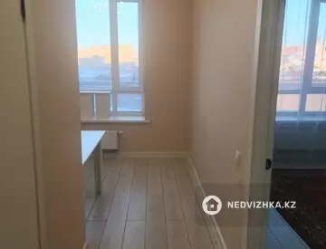 1-комнатная квартира, этаж 3 из 12, 32 м²