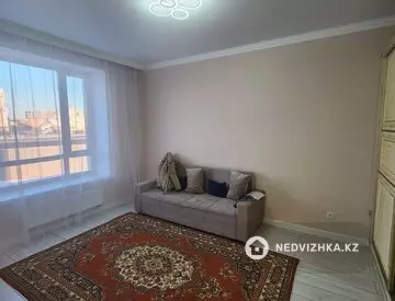1-комнатная квартира, этаж 3 из 12, 32 м²