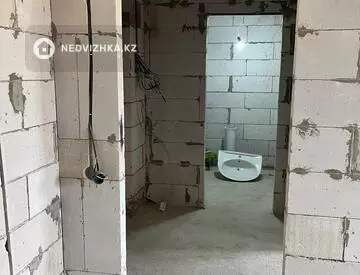 1-комнатная квартира, этаж 1 из 3, 33 м²