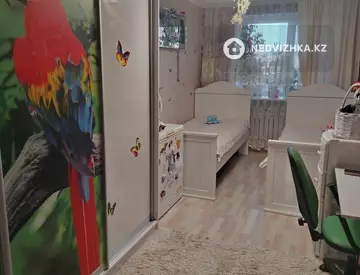 3-комнатная квартира, этаж 4 из 5, 60 м²