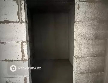 1-комнатная квартира, этаж 4 из 9, 50 м²