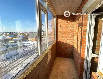 1-комнатная квартира, этаж 4 из 9, 50 м²