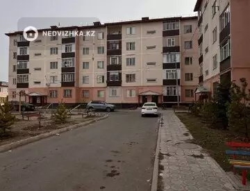 2-комнатная квартира, этаж 1 из 5, 90 м²