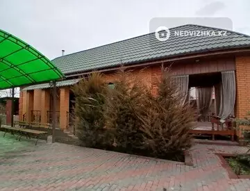 4-комнатный дом, 8 соток, 160 м²