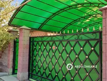 4-комнатный дом, 8 соток, 160 м²