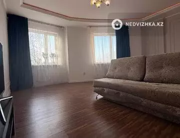1-комнатная квартира, этаж 4 из 5, 52 м²