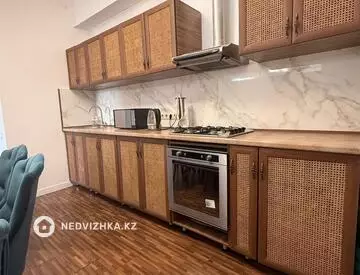 1-комнатная квартира, этаж 4 из 5, 52 м²