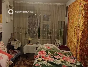 2-комнатная квартира, этаж 3 из 5, 43 м²