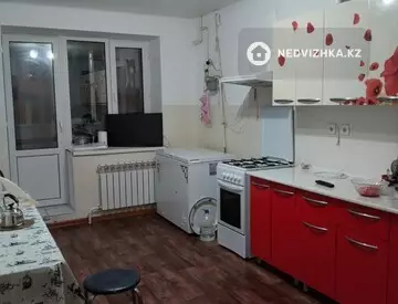 2-комнатная квартира, этаж 1 из 3, 70 м², на длительный срок