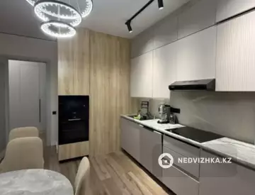2-комнатная квартира, этаж 8 из 15, 66 м²