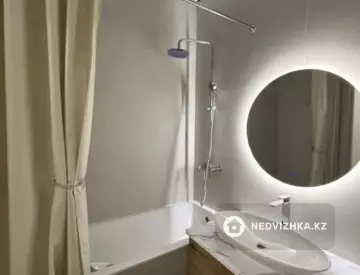 2-комнатная квартира, этаж 8 из 15, 66 м²