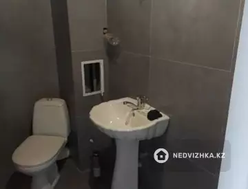 1-комнатная квартира, этаж 3 из 5, 29 м²