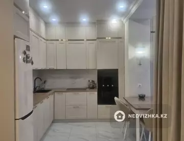 3-комнатная квартира, этаж 4 из 10, 89 м²