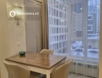 3-комнатная квартира, этаж 4 из 10, 89 м²