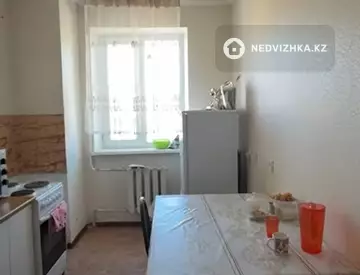 2-комнатная квартира, этаж 12 из 12, 66 м²