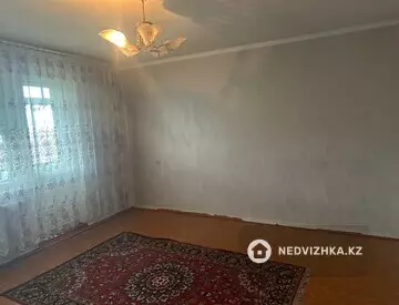 3-комнатная квартира, этаж 6 из 10, 64 м²