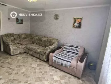 3-комнатная квартира, этаж 1 из 9, 63 м²