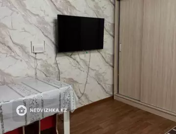 1-комнатная квартира, этаж 3 из 6, 38 м²