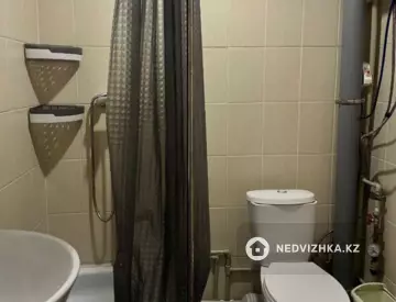 1-комнатная квартира, этаж 3 из 6, 38 м²