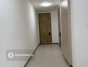 2-комнатная квартира, этаж 12 из 18, 72 м²