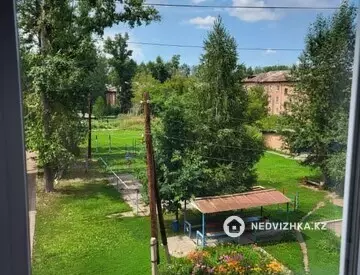 2-комнатная квартира, этаж 3 из 3, 54 м²