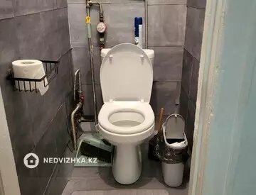 2-комнатная квартира, этаж 3 из 3, 54 м²