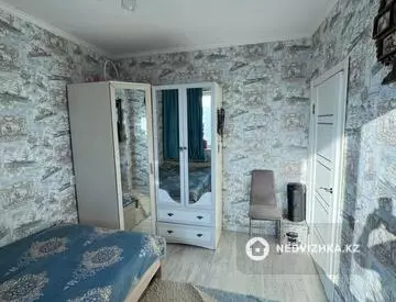 3-комнатная квартира, этаж 10 из 14, 60 м²