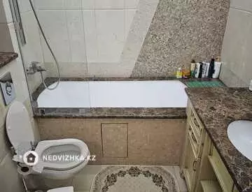 6-комнатная квартира, этаж 3 из 4, 420 м²