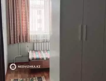 2-комнатная квартира, этаж 4 из 5, 52 м²