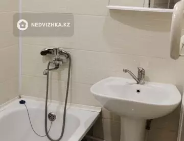 2-комнатная квартира, этаж 3 из 5, 44 м²