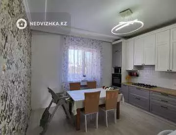 5-комнатный дом, 5 соток, 174 м²