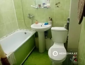 1-комнатная квартира, этаж 4 из 5, 32 м²