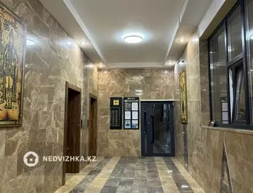 2-комнатная квартира, этаж 2 из 9, 66 м²