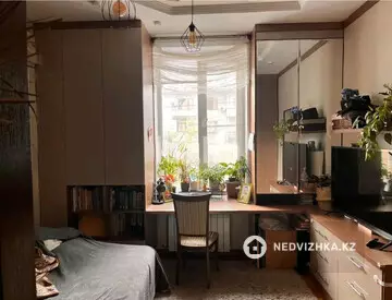 3-комнатная квартира, этаж 2 из 4, 67 м²