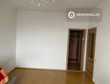 1-комнатная квартира, этаж 9 из 9, 40 м²