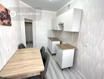 1-комнатная квартира, этаж 8 из 9, 32 м²