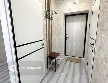 1-комнатная квартира, этаж 8 из 9, 32 м²