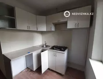 2-комнатная квартира, этаж 4 из 5, 45 м²