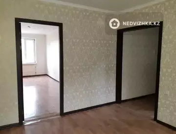 2-комнатная квартира, этаж 4 из 5, 45 м²