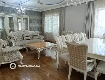 3-комнатная квартира, этаж 18 из 18, 138 м², На длительный срок
