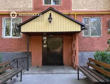 3-комнатная квартира, этаж 3 из 5, 63 м²