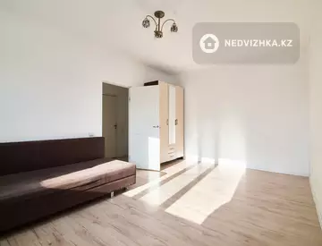 1-комнатная квартира, этаж 4 из 14, 35 м²