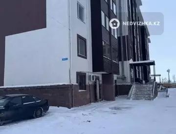 2-комнатная квартира, этаж 4 из 5, 56 м²