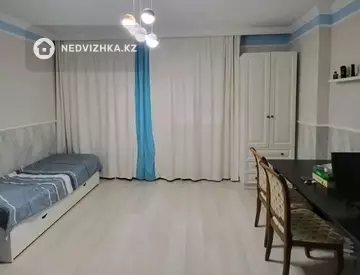 3-комнатная квартира, этаж 9 из 9, 95 м²