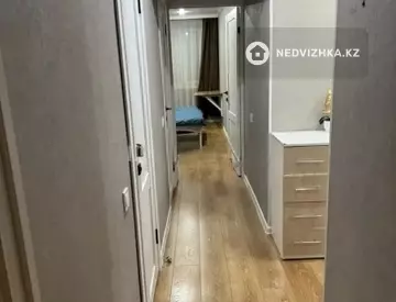 2-комнатная квартира, этаж 3 из 10, 53 м²